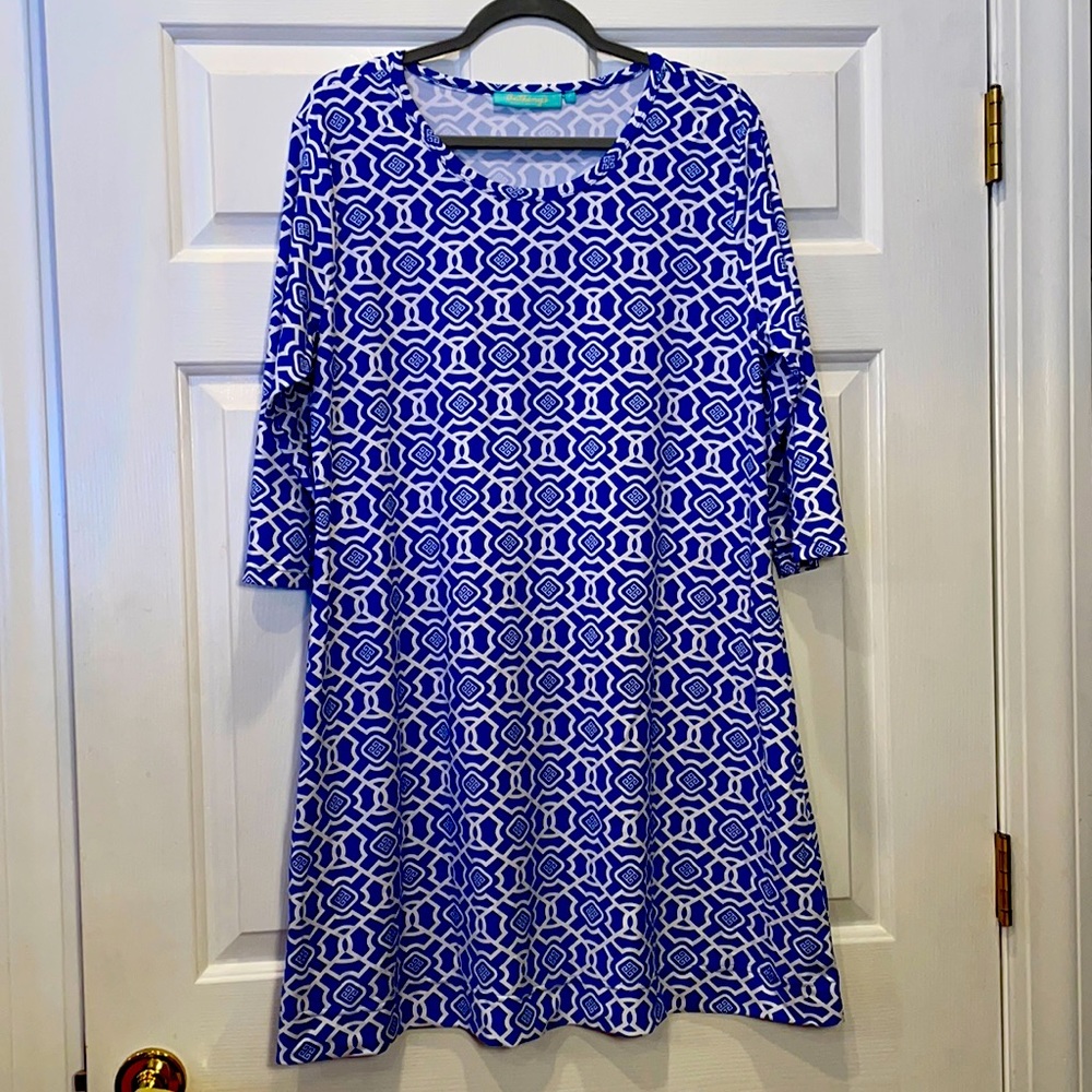 NEW w/o tags dress! Anthony’s Resort Wear Geometric Dress Stretch Blue/White